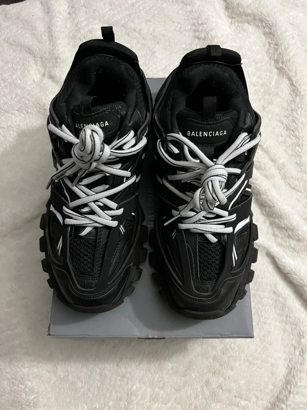 Authentic Balenciaga Tracks Black - Picture 2 of 6